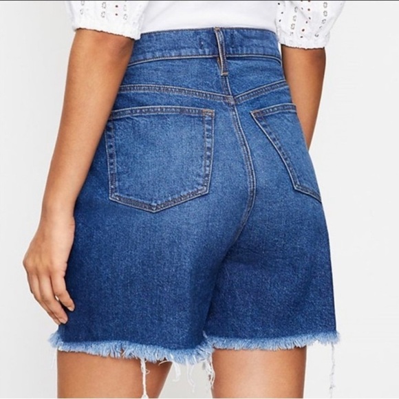 Loft High Waisted Button Front Boyfriend Cutoffs 0 - Picture 3 of 9